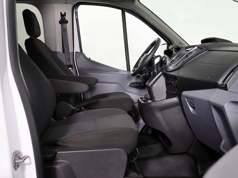 Used 2019 Ford Transit 150 XL RWD image 41