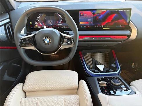 Used 2025 BMW X3 xDrive30i w/ Convenience Package image 17