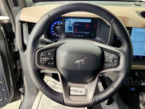 Used 2024 Ford Bronco Wildtrak image 13