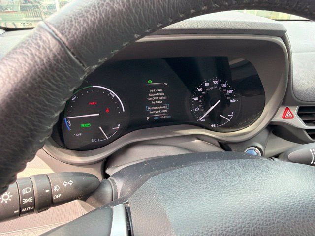 Used 2023 Toyota Sienna XLE AWD/4WD image 9