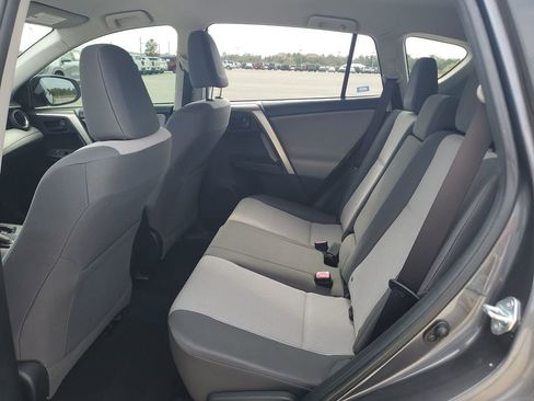 Used 2014 Toyota RAV4 LE image 23