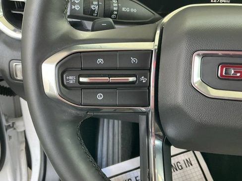 Used 2025 GMC Terrain Elevation AWD/4WD image 26