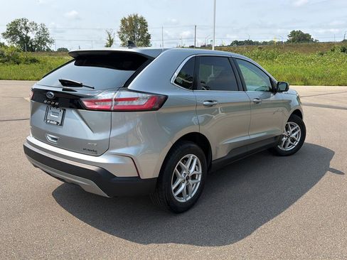 Used 2024 Ford Edge SEL AWD/4WD image 7