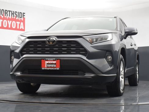 Used 2021 Toyota RAV4 XLE AWD/4WD image 29