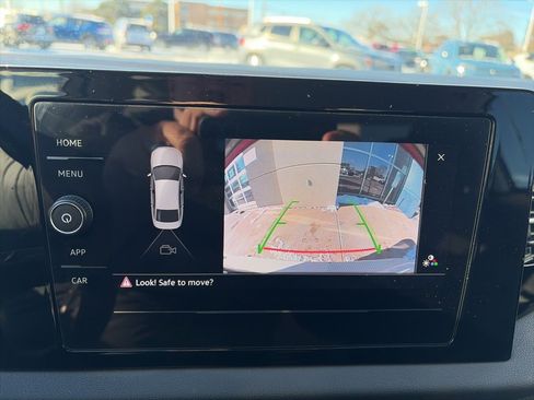 Certified 2025 Volkswagen Jetta S image 19