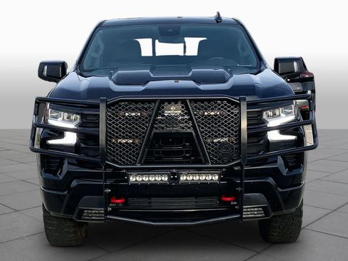 Used 2023 Chevrolet Silverado 1500 LT Trail Boss w/ LT Trail Boss Premium Package AWD/4WD image 4