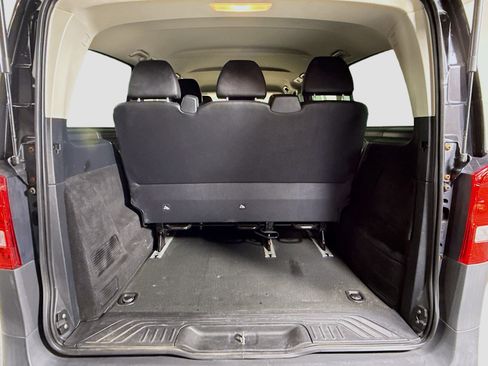 Used 2020 Mercedes-Benz Metris Passenger w/ Premium Safety Package image 32