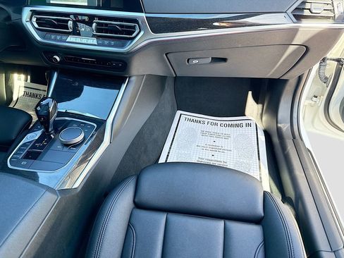 Used 2021 BMW 330i 330i w/ M Sport Package image 17