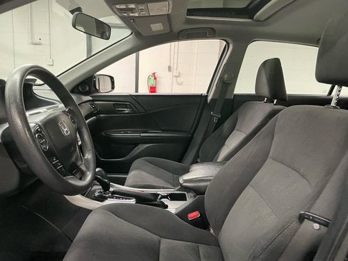 Used 2014 Honda Accord EX image 9