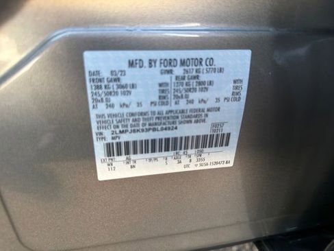 Used 2023 Lincoln Nautilus Reserve image 35