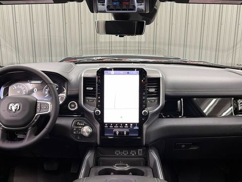 Used 2025 RAM 1500 Laramie w/ Night Edition image 39