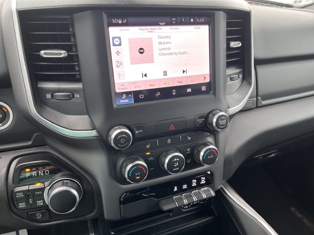 Used 2022 RAM 1500 Big Horn AWD/4WD image 18