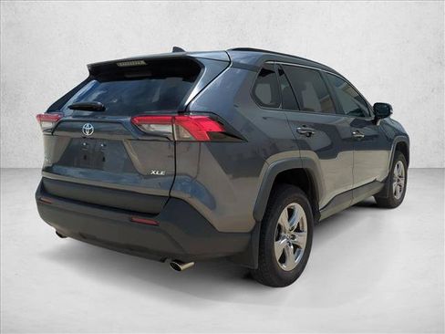 Used 2025 Toyota RAV4 XLE w/ Convenience Package FWD image 5