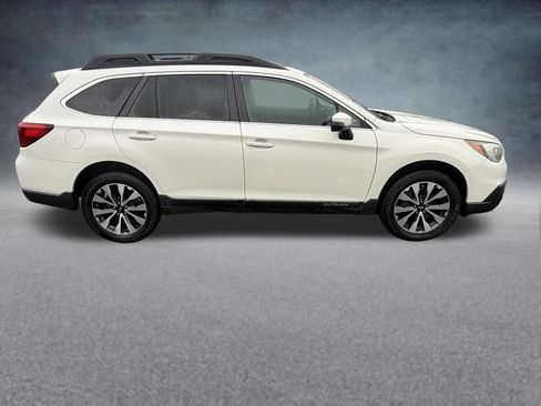 Used 2017 Subaru Outback 2.5i Limited AWD/4WD image 7