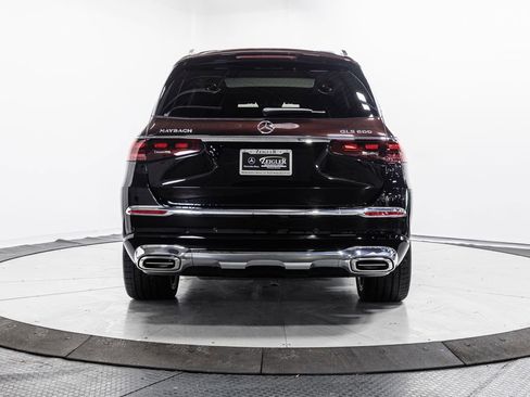 Certified 2024 Mercedes-Benz Maybach GLS 600 4MATIC image 32