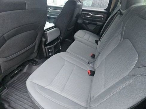 Used 2019 RAM 1500 Big Horn RWD image 15
