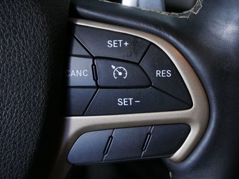 Used 2014 Jeep Grand Cherokee Overland AWD/4WD image 20