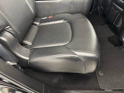 Used 2024 Nissan Armada SL w/ Captain's Chairs Package image 33