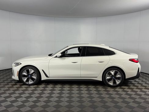 Used 2023 BMW i4 eDrive35 w/ Premium Package RWD image 9