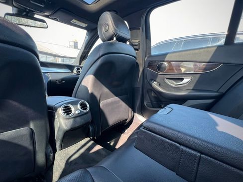 Used 2018 Mercedes-Benz C 300 Sedan image 19