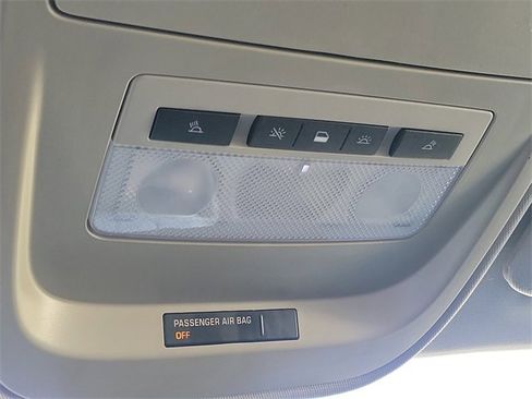 Used 2017 Chevrolet Colorado LT w/ LT Convenience Package image 16