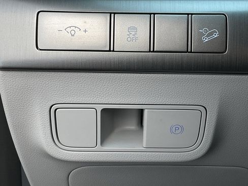 Used 2025 Hyundai Kona SEL image 26