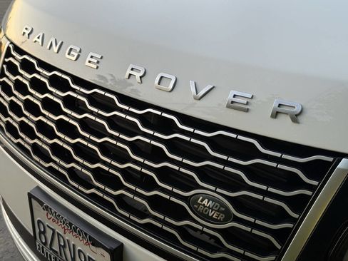 Used 2018 Land Rover Range Rover HSE AWD/4WD image 9