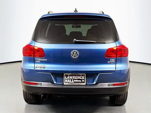 Used 2018 Volkswagen Tiguan Limited w/ Premium Package image 5