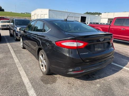 Used 2013 Ford Fusion SE FWD image 4
