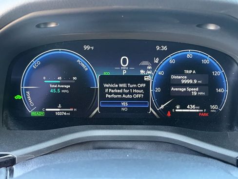 Used 2025 Toyota Camry XLE FWD image 18