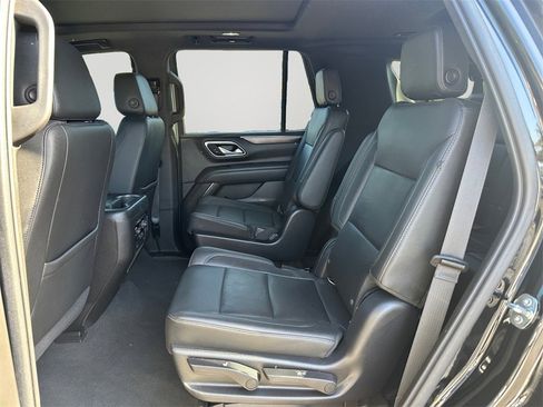 Used 2021 Chevrolet Tahoe Z71 image 15