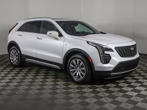 Used 2022 Cadillac XT4 Premium Luxury w/ Enhanced Visibility Package image 54