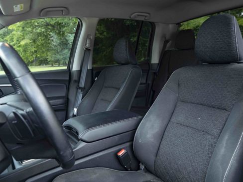 Used 2024 Honda Ridgeline Sport image 17