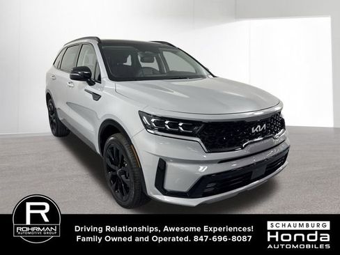 Used 2023 Kia Sorento SX AWD/4WD image 3