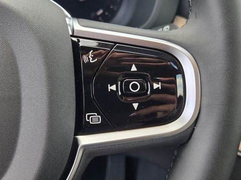 New 2026 Volvo XC60 B5 Plus AWD/4WD image 25