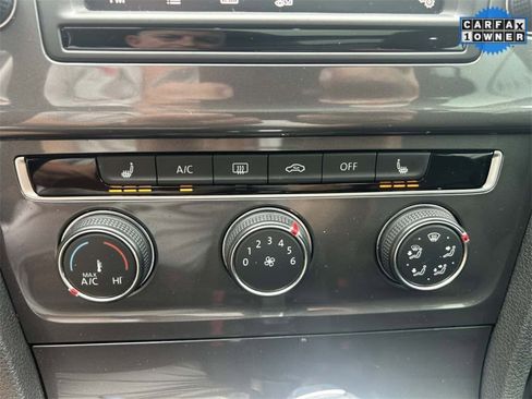 Used 2017 Volkswagen Golf Alltrack SE image 19