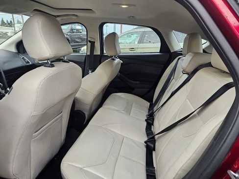 Used 2017 Ford Focus Titanium w/ Titanium Technology Package image 20