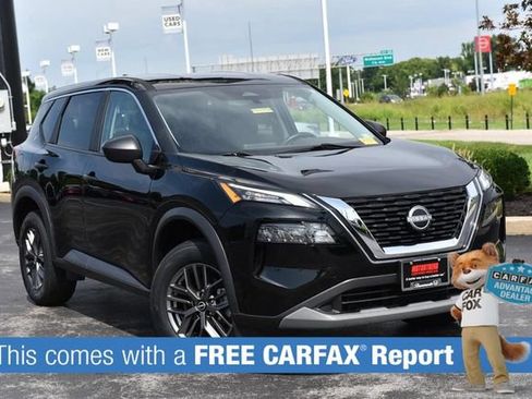 Used 2023 Nissan Rogue S AWD/4WD image 2