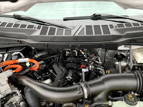 Certified 2024 Ford F150 XLT w/ Equipment Group 302A MID image 31