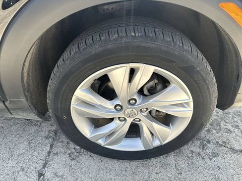 Used 2024 Buick Encore GX Preferred AWD/4WD image 46