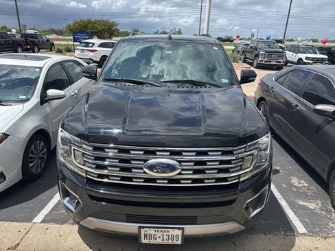 Used 2018 Ford Expedition Limited image 5