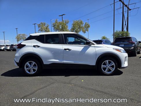 Used 2025 Nissan Kicks Play S FWD image 7