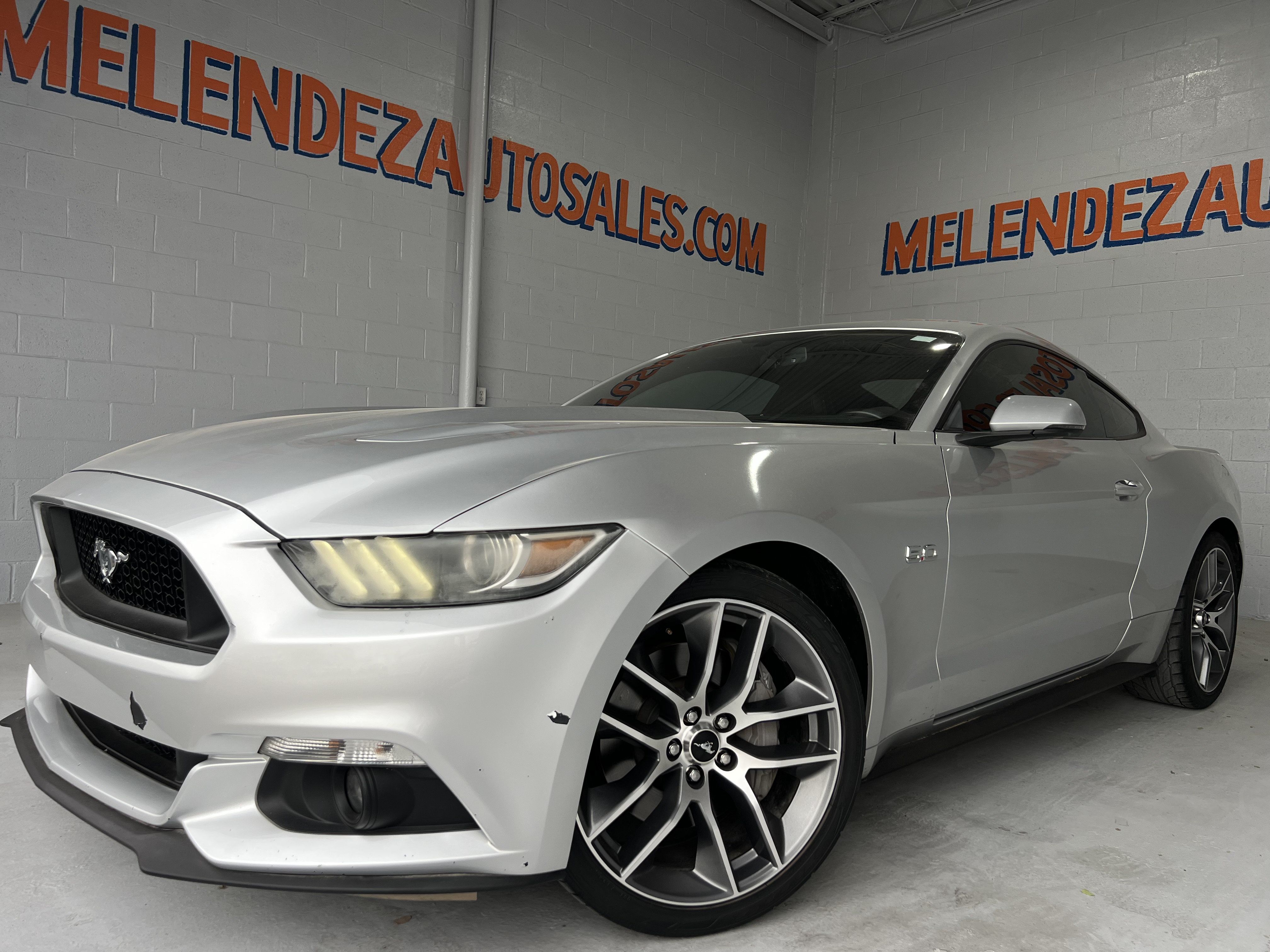Used 2015 Ford Mustang GT Premium w/ Equipment Group 401A RWD image 1