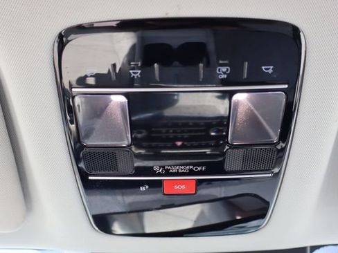 Used 2024 Hyundai Santa Fe SE AWD/4WD image 8