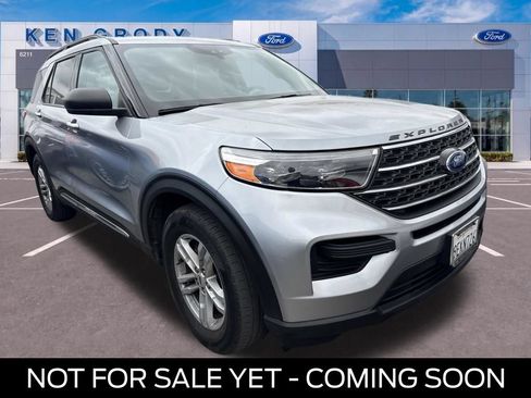 Used 2022 Ford Explorer XLT RWD image 1