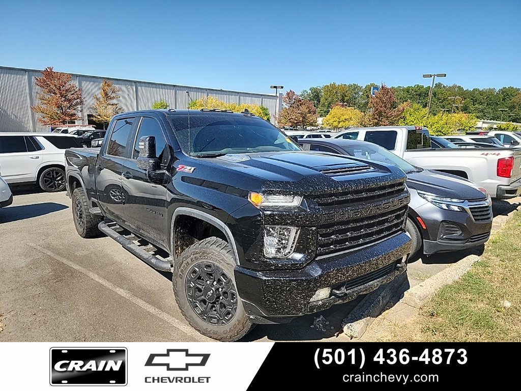 Used 2021 Chevrolet Silverado 2500 LT w/ Midnight Edition AWD/4WD image 1