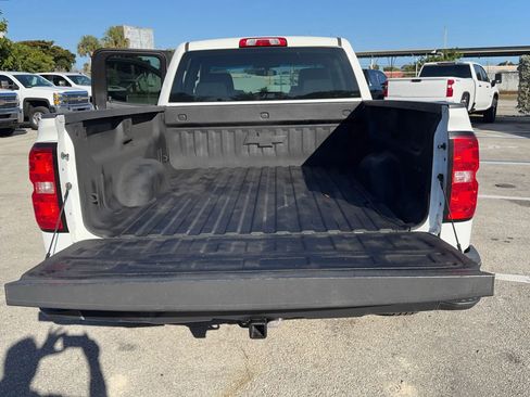 Used 2018 Chevrolet Silverado 1500 W/T w/ Trailering Package image 7