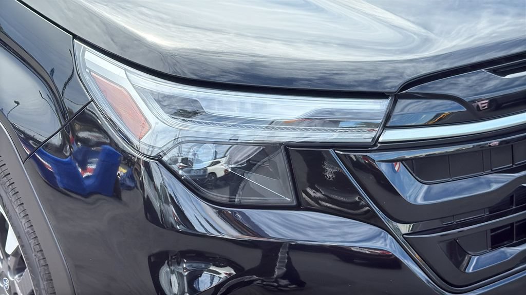Certified 2025 Subaru Forester Touring AWD/4WD image 8