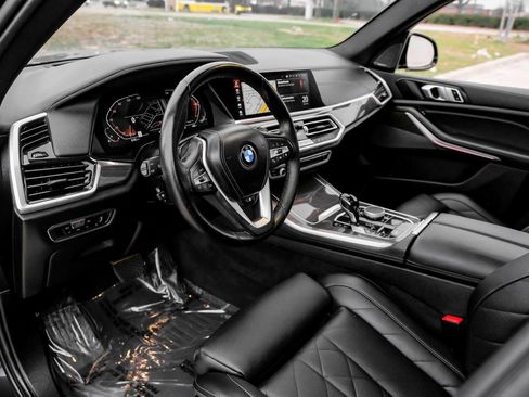 Used 2023 BMW X5 xDrive40i w/ Premium Package image 3