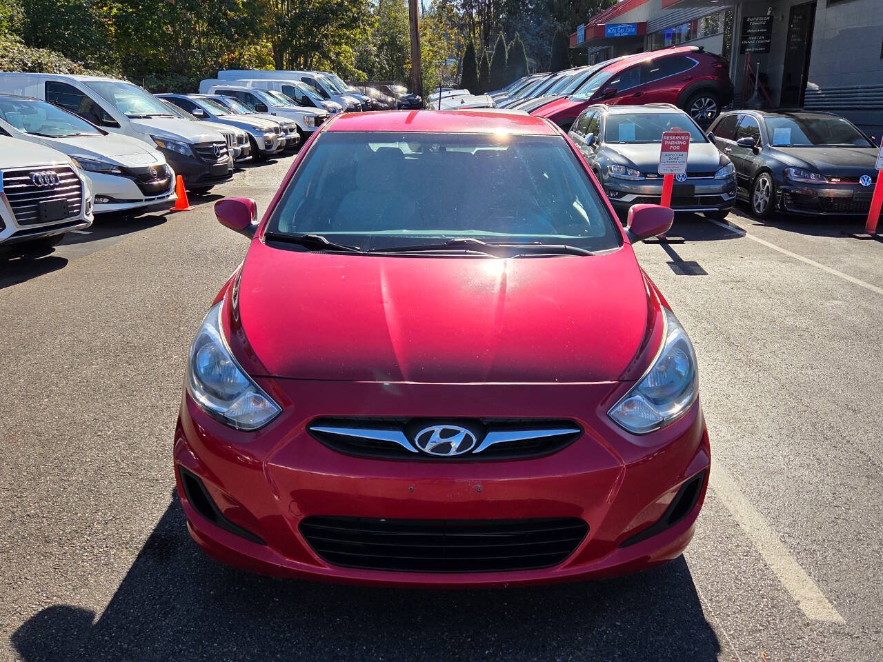 Used 2014 Hyundai Accent GS FWD image 2